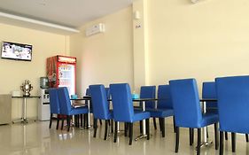 Daya Hotel  2*