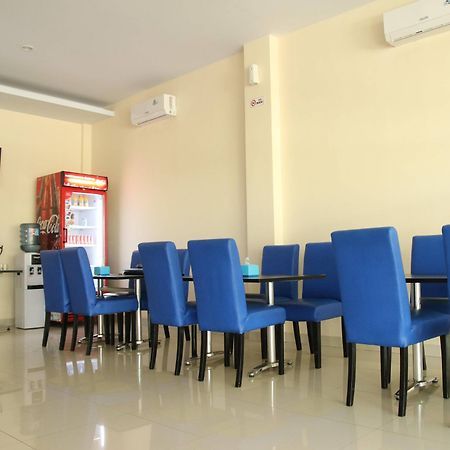 Daya Hotel Makassar Extérieur photo
